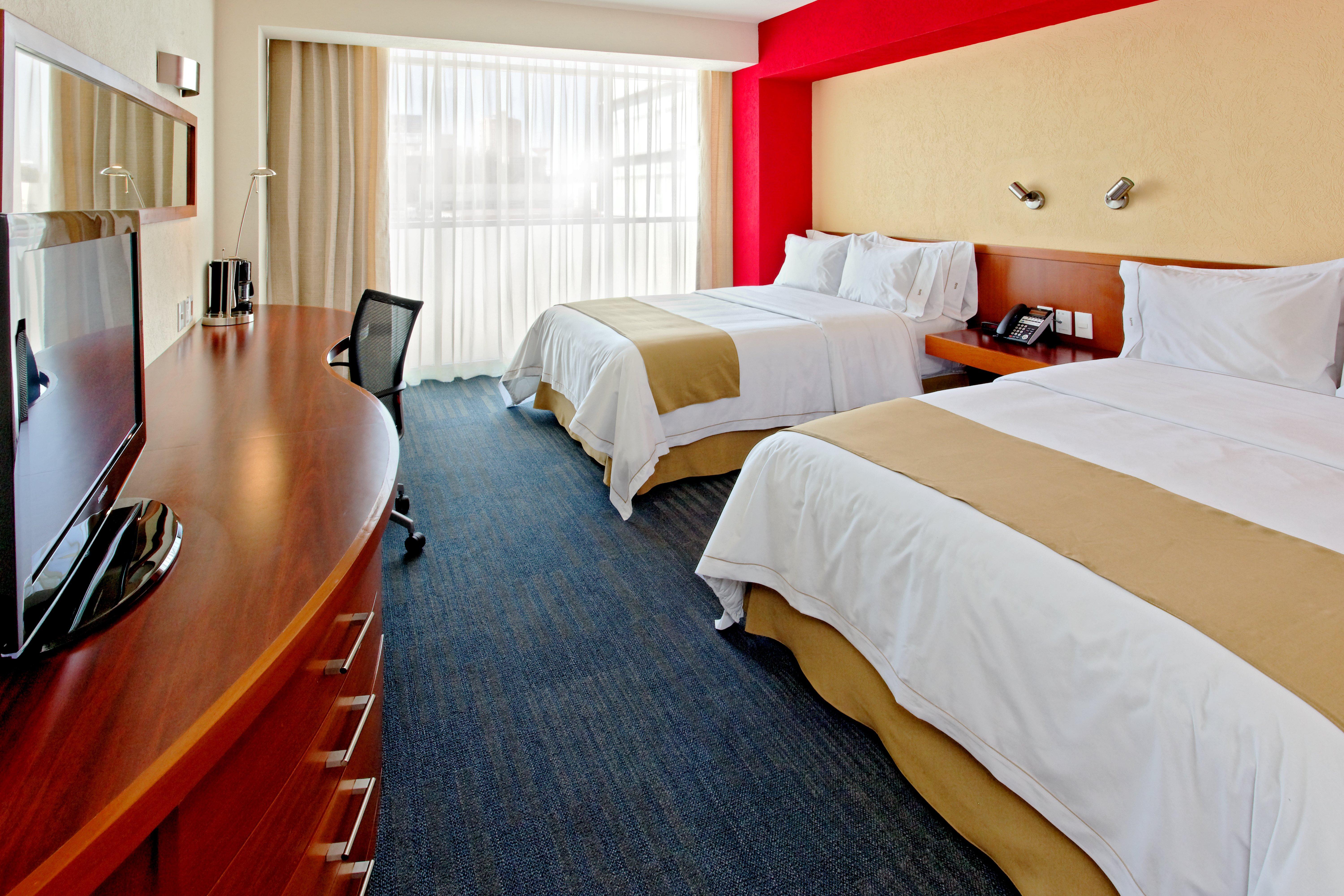 ספופן Holiday Inn Express Guadalajara Expo By Ihg מראה חיצוני תמונה