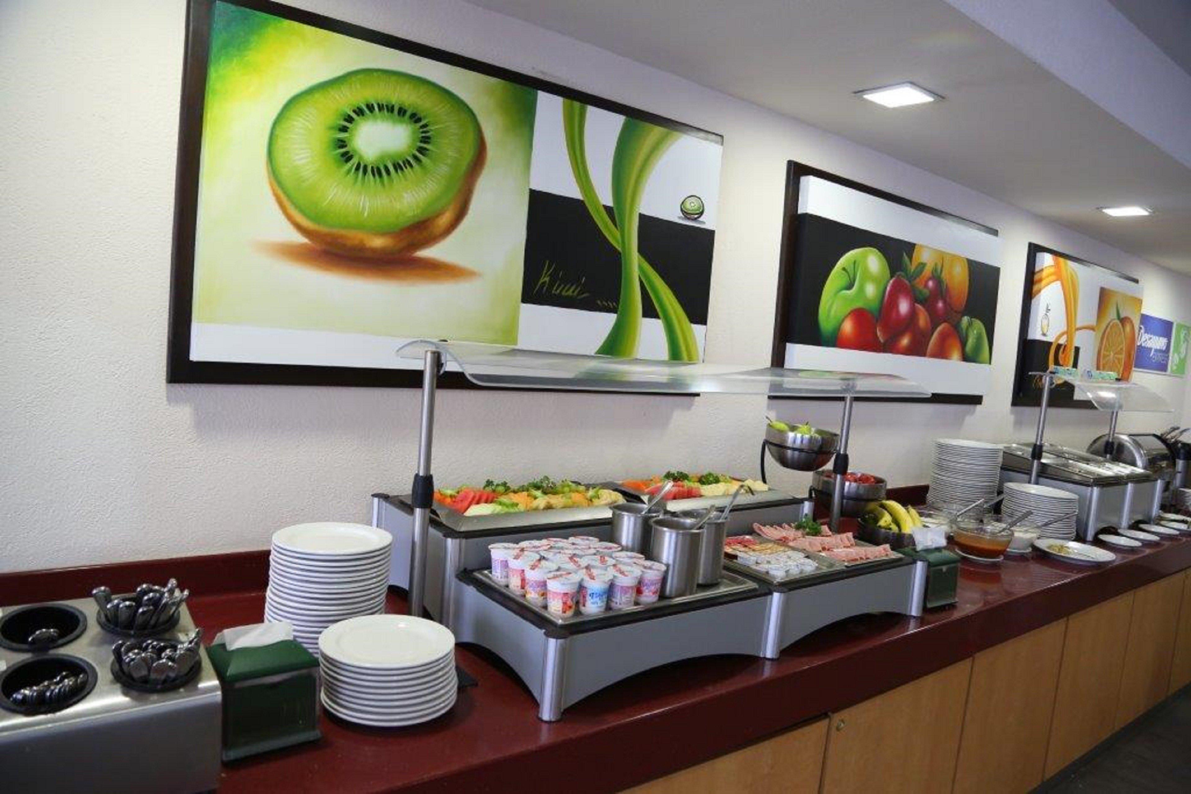 ספופן Holiday Inn Express Guadalajara Expo By Ihg מראה חיצוני תמונה