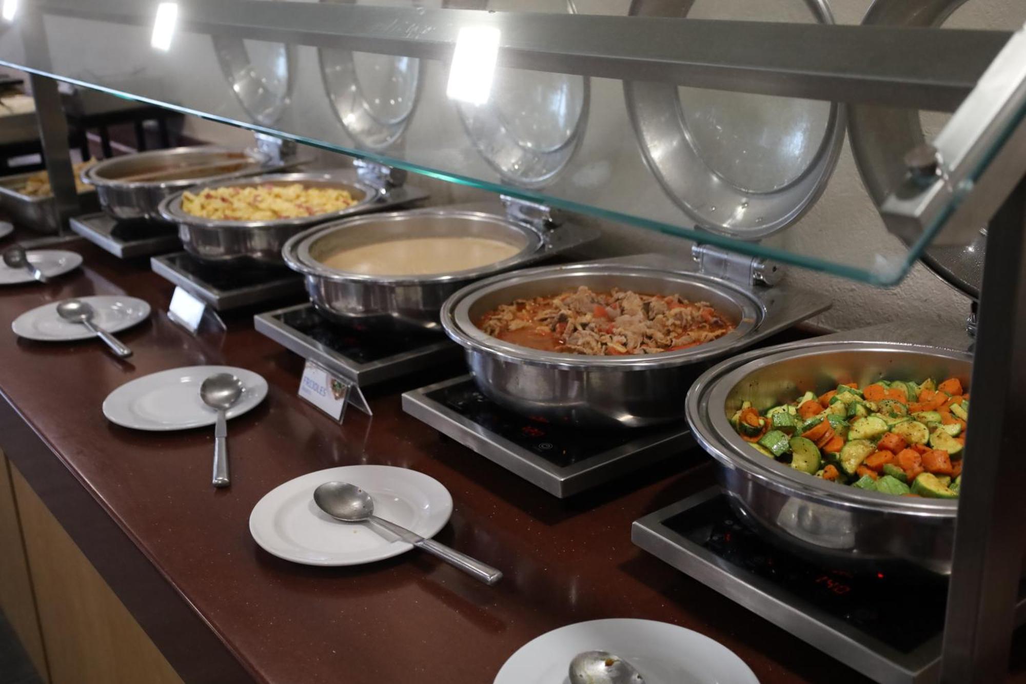 ספופן Holiday Inn Express Guadalajara Expo By Ihg מראה חיצוני תמונה