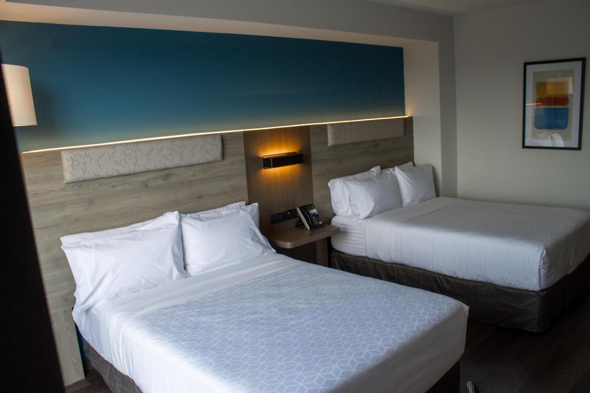 ספופן Holiday Inn Express Guadalajara Expo By Ihg מראה חיצוני תמונה